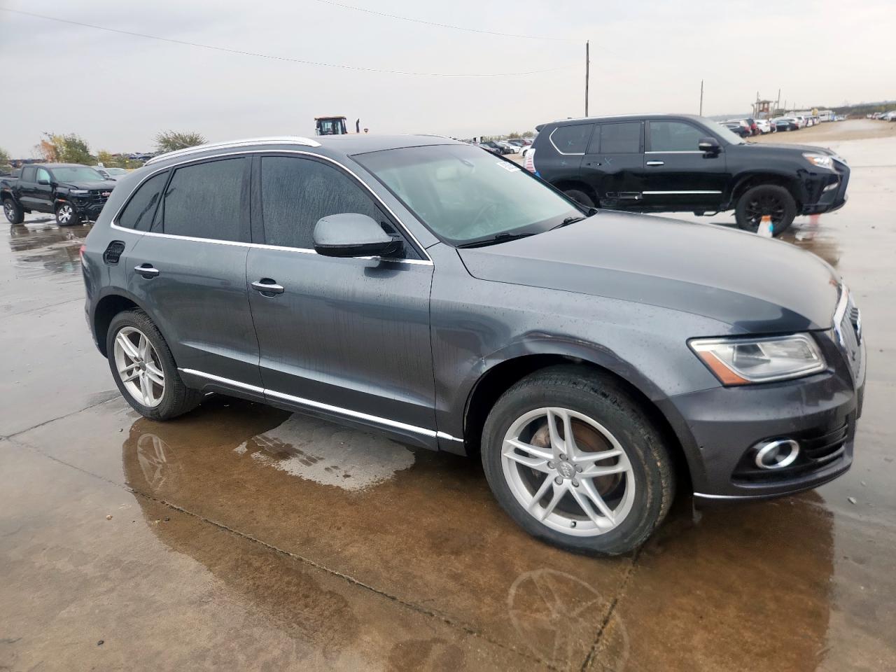 AUDI Q5 PREMIUM PLUS