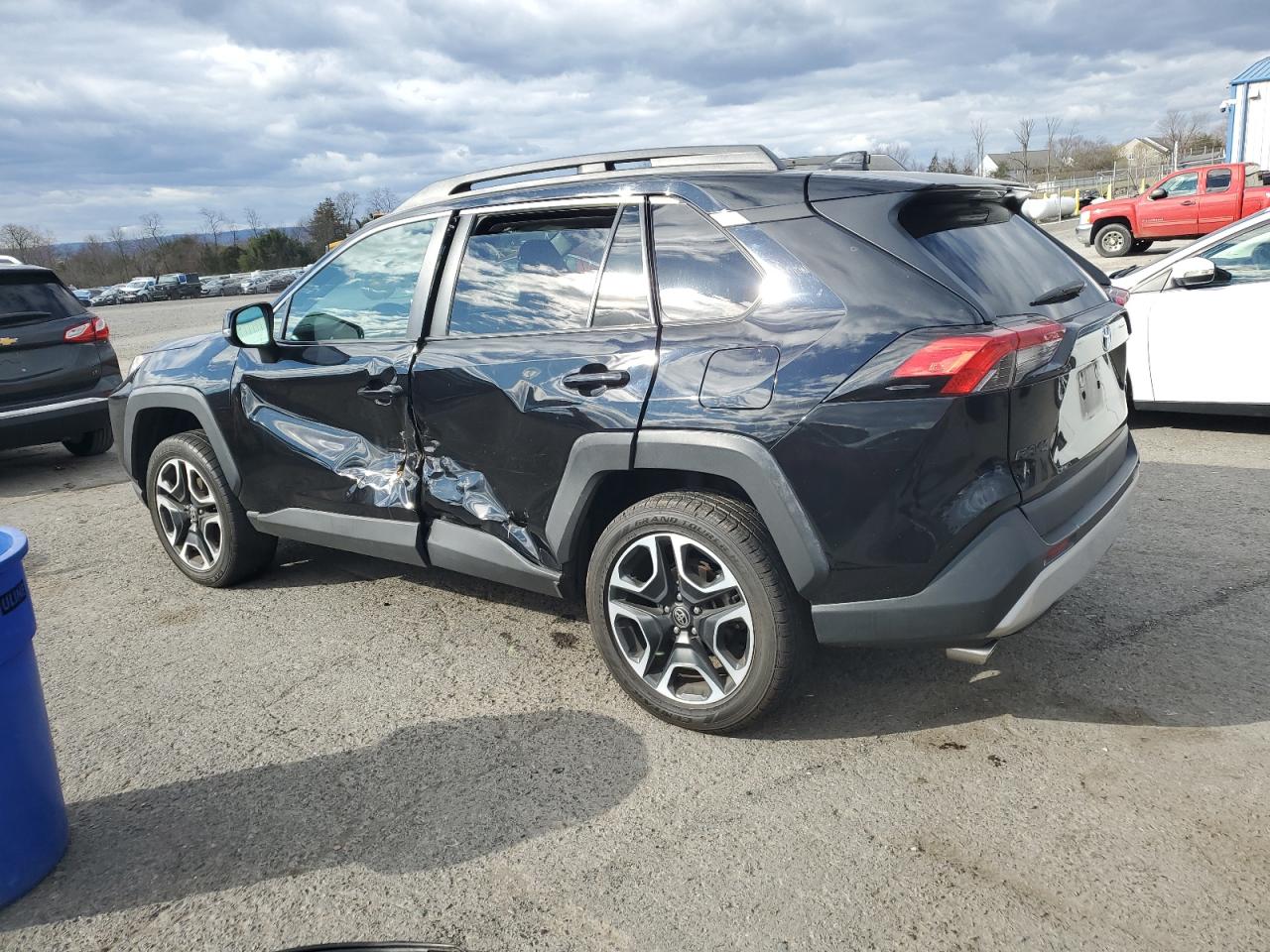 TOYOTA RAV4 ADVENTURE