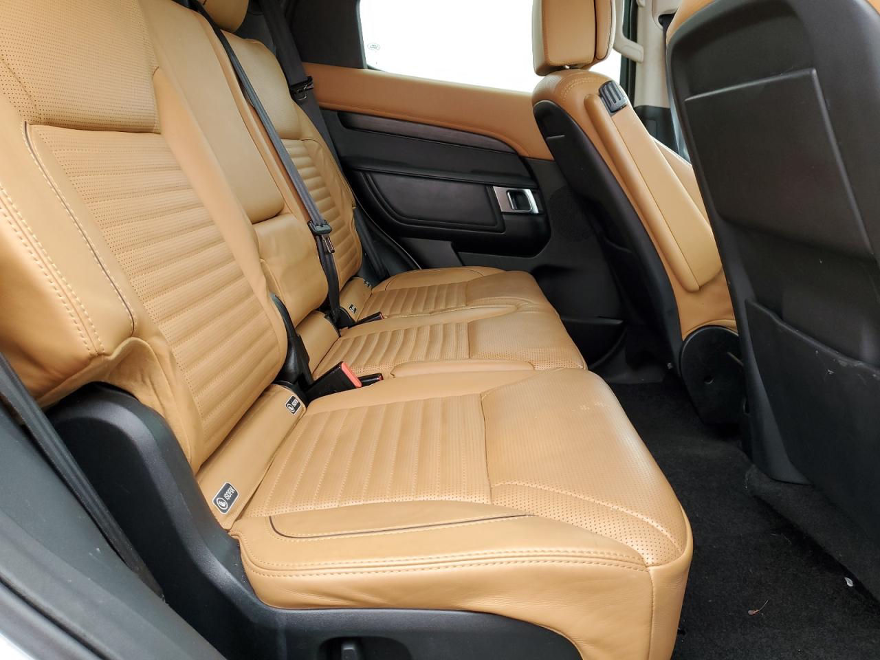 LAND ROVER DISCOVERY HSE LUXURY