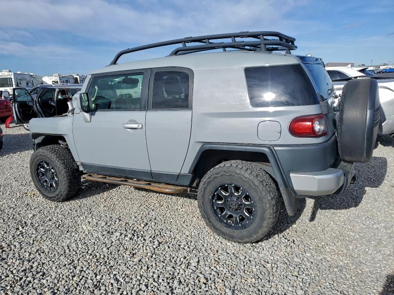 2014 TOYOTA FJ CRUISER #3298224045