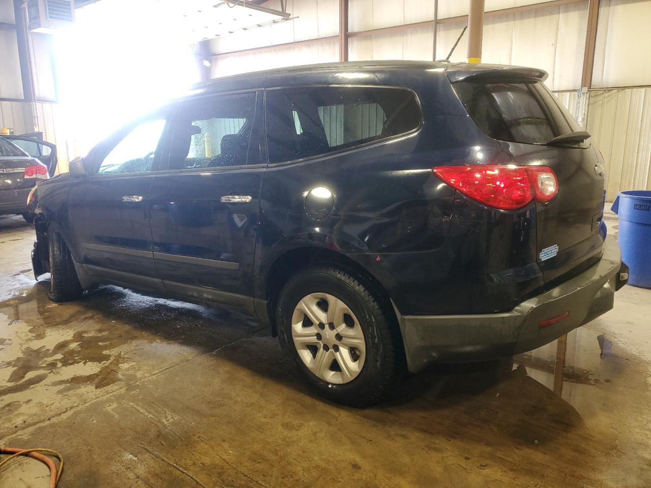CHEVROLET TRAVERSE LS