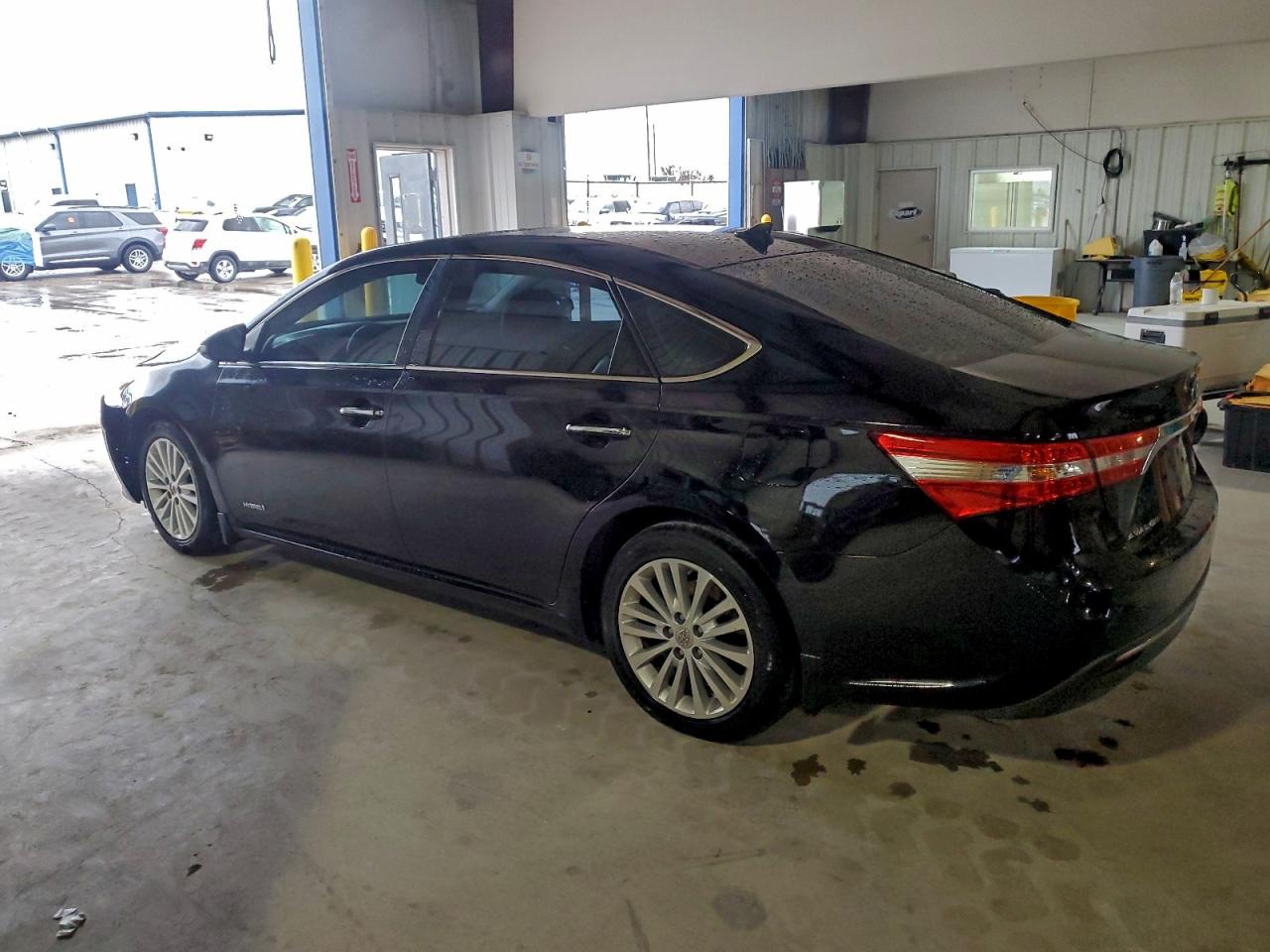 TOYOTA AVALON HYBRID