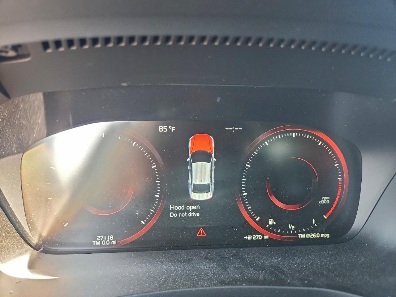 VOLVO S60 B5 MOMENTUM