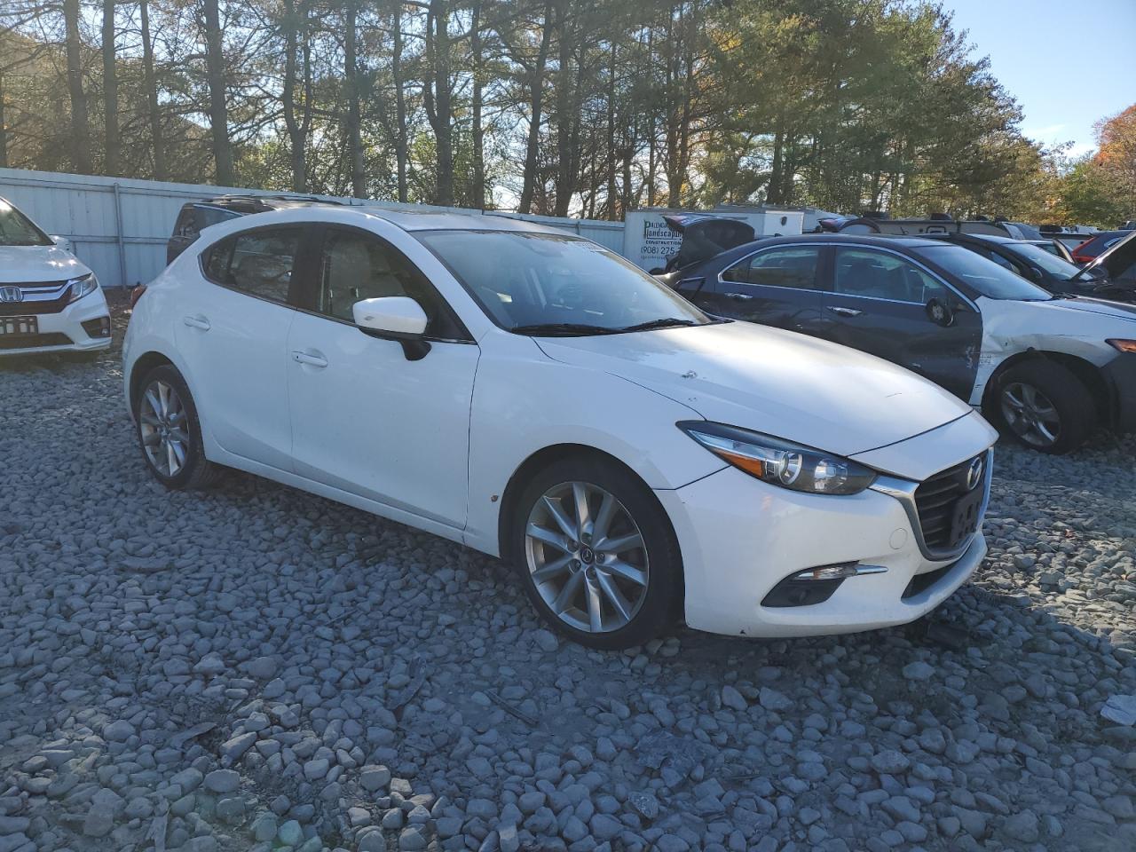 MAZDA 3 GRAND TOURING