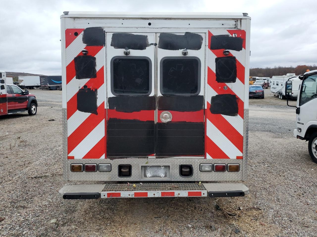 FORD F-550 SUPER DUTY