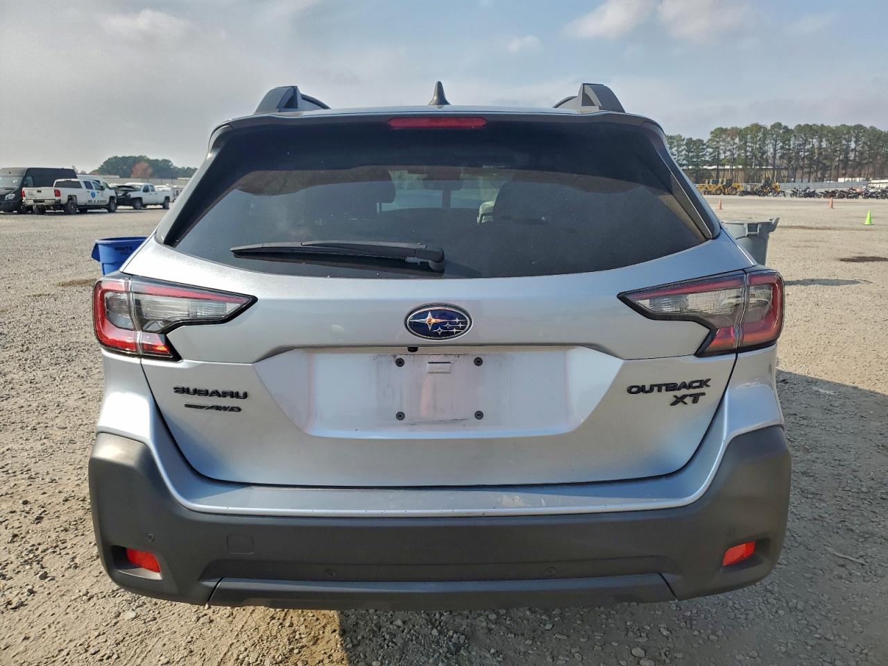 SUBARU OUTBACK ONYX EDITION XT