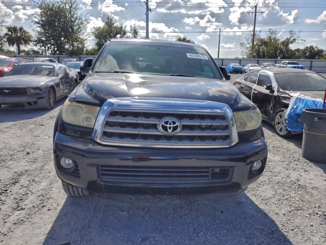 TOYOTA SEQUOIA PLATINUM