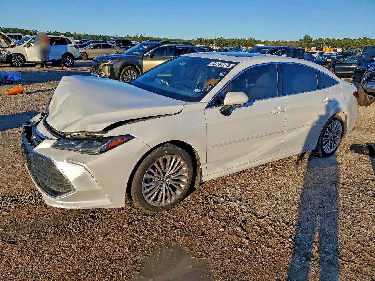 TOYOTA AVALON XLE