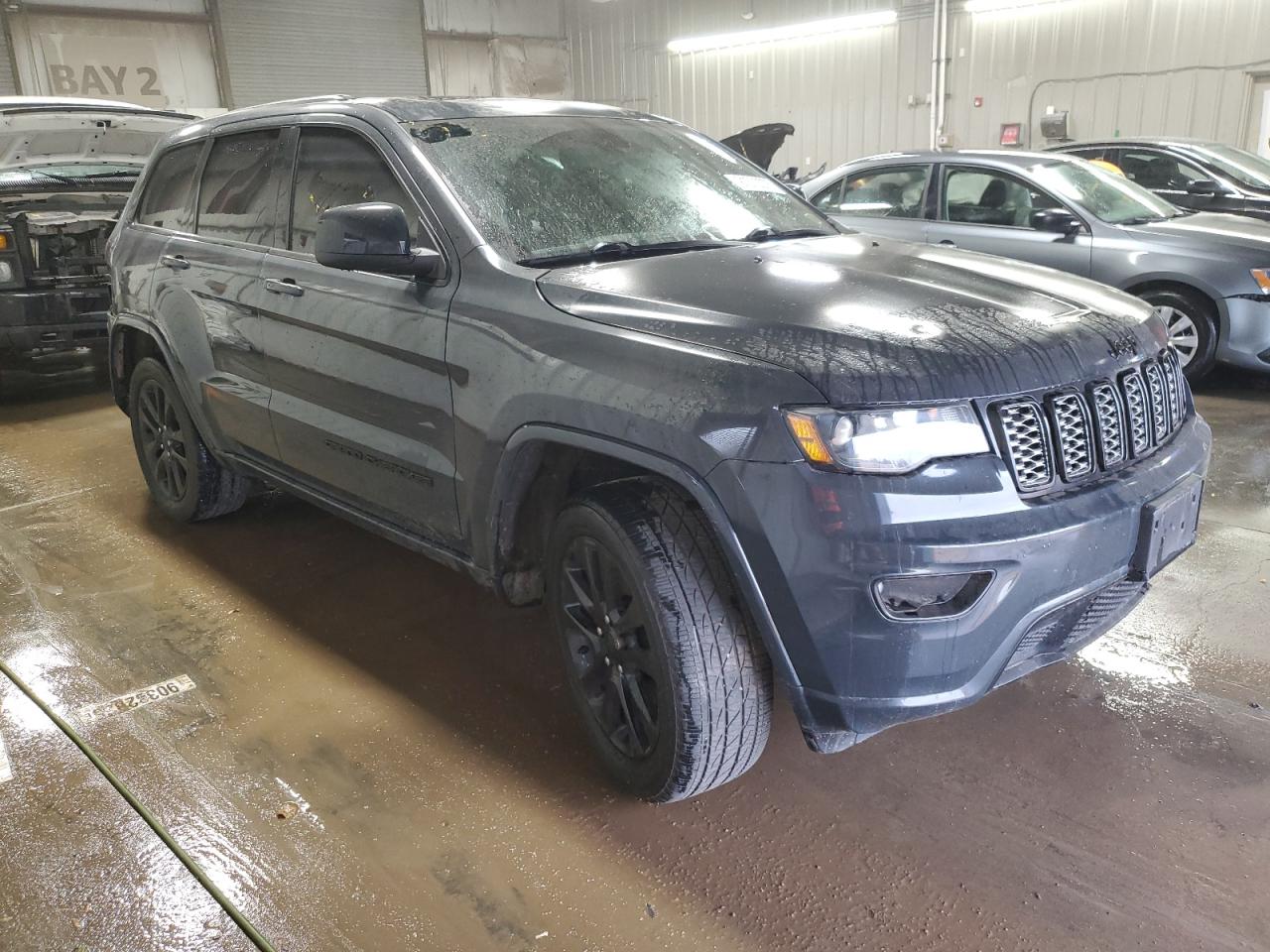 JEEP GRAND CHEROKEE LAREDO