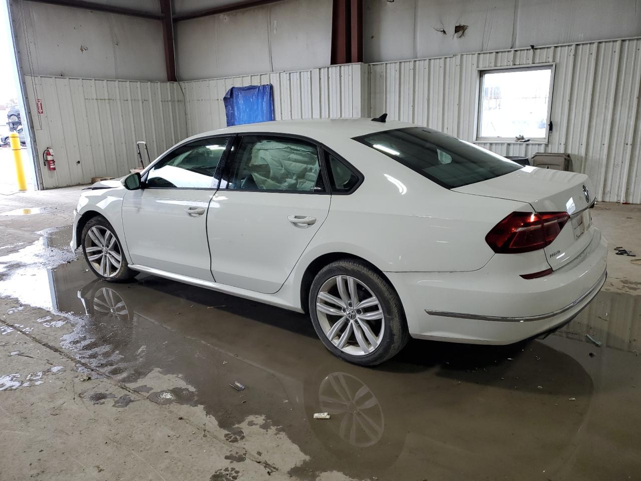 VOLKSWAGEN PASSAT WOLFSBURG