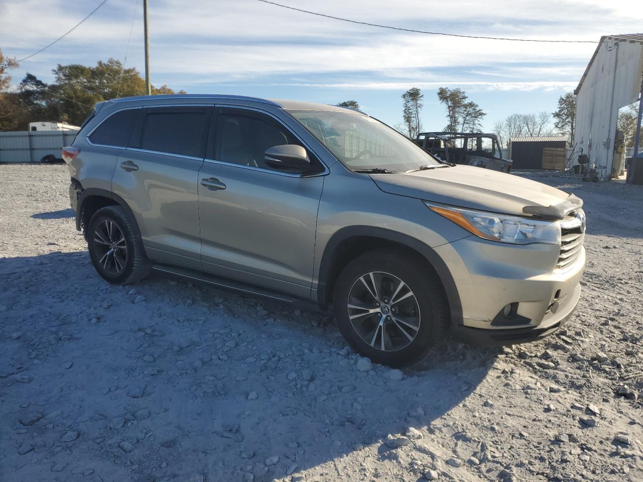 TOYOTA HIGHLANDER XLE