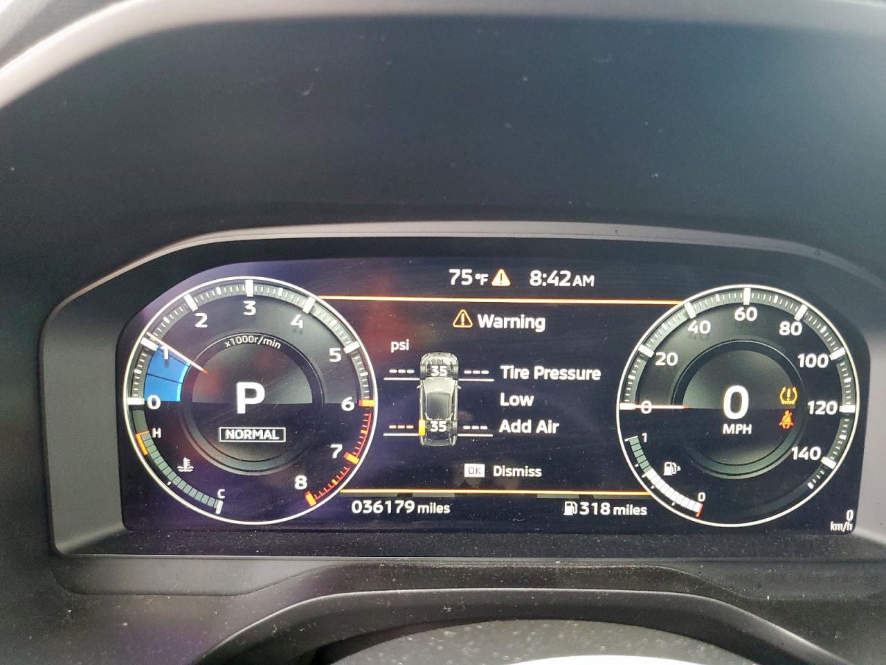 MITSUBISHI OUTLANDER SE