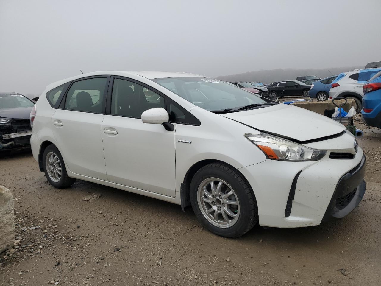TOYOTA PRIUS V