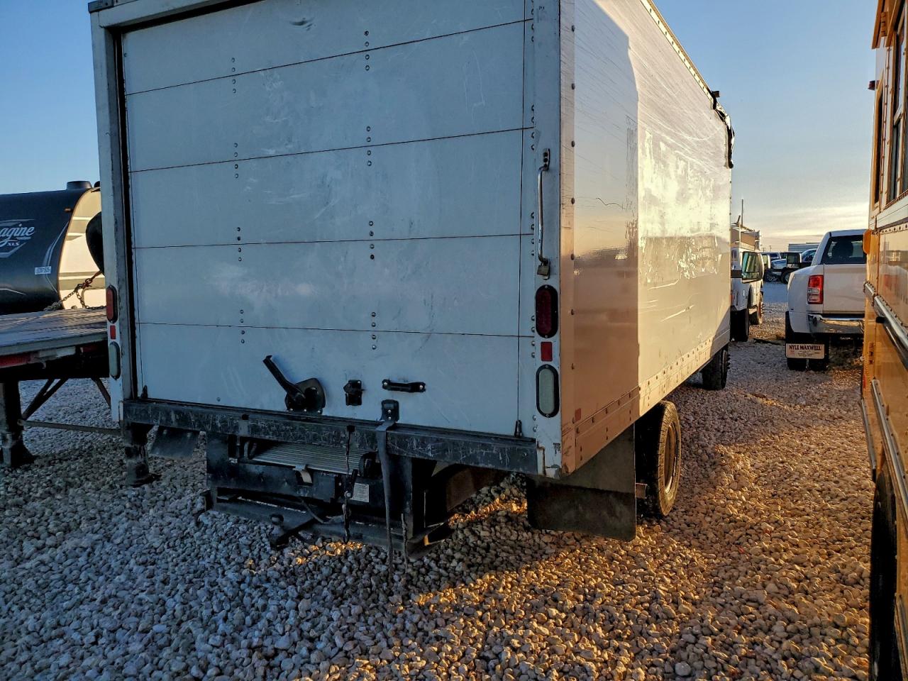 FORD ECONOLINE E350 SUPER DUTY CUTAWAY VAN