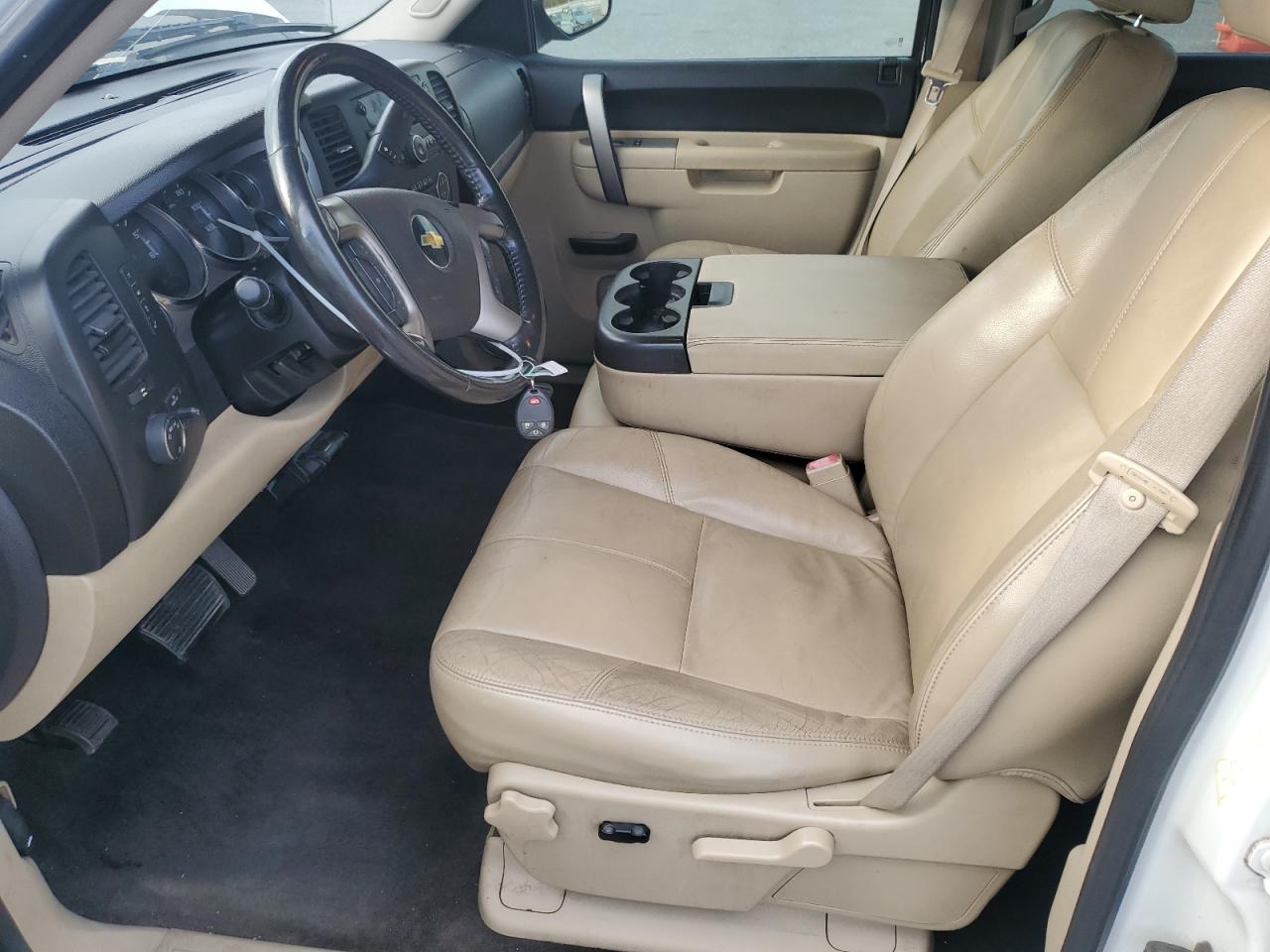 CHEVROLET SILVERADO K1500 LT