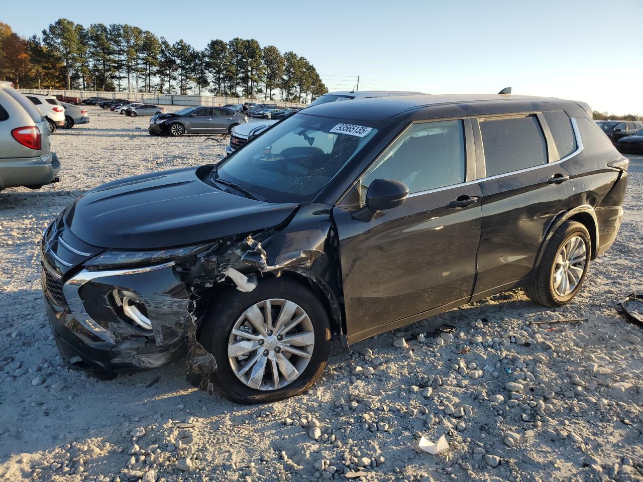 MITSUBISHI OUTLANDER ES