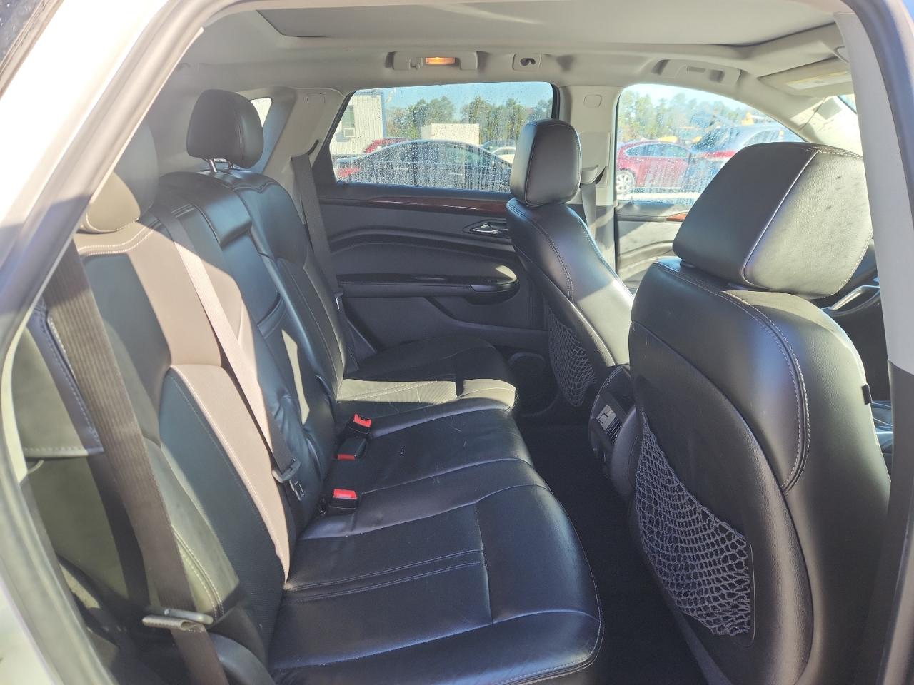 CADILLAC SRX LUXURY COLLECTION