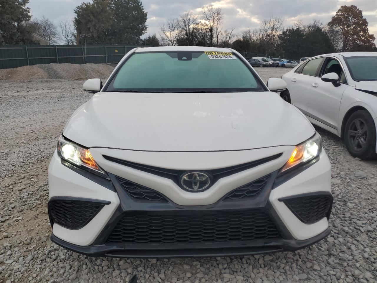 TOYOTA CAMRY SE NIGHT SHADE