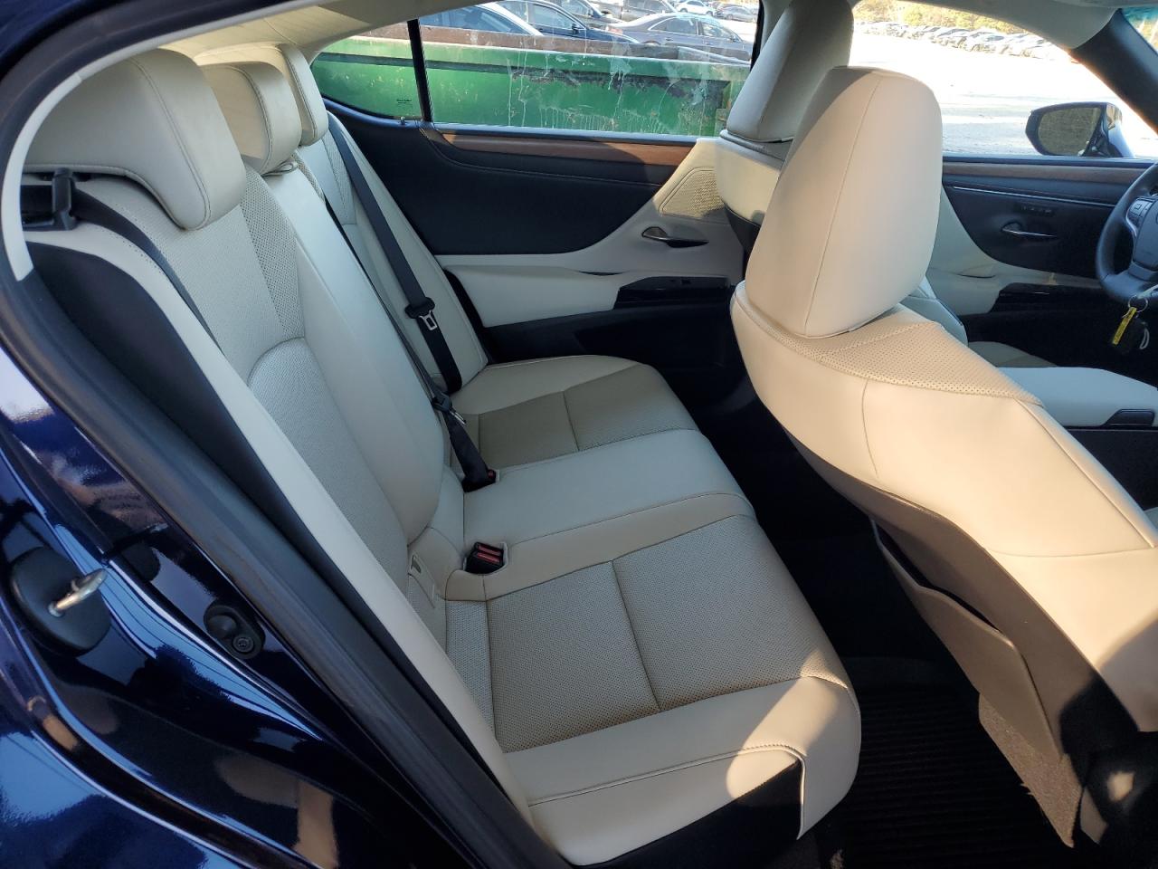 Lot #3301819396 2025 LEXUS ES 350 BAS