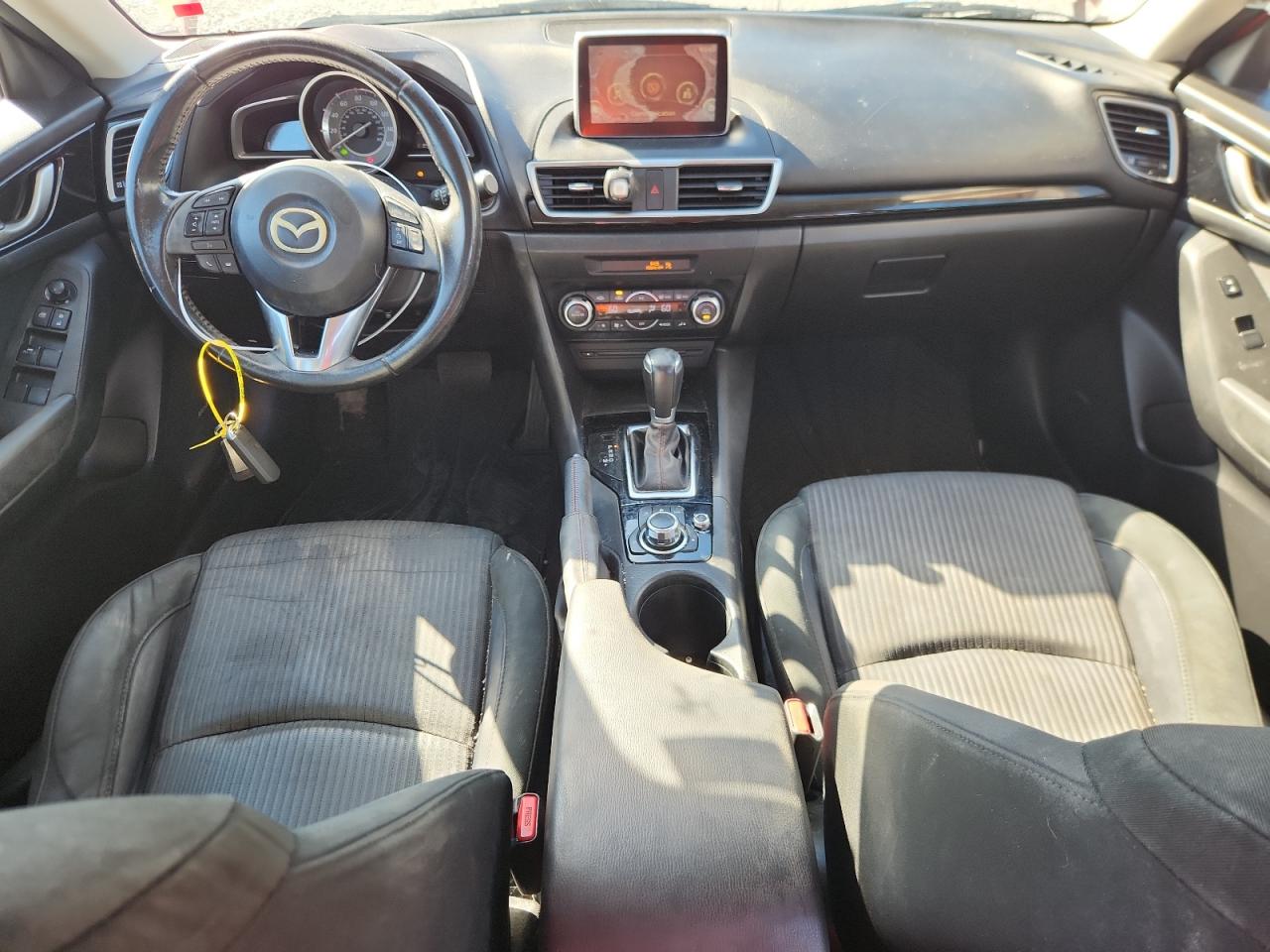 MAZDA 3 TOURING