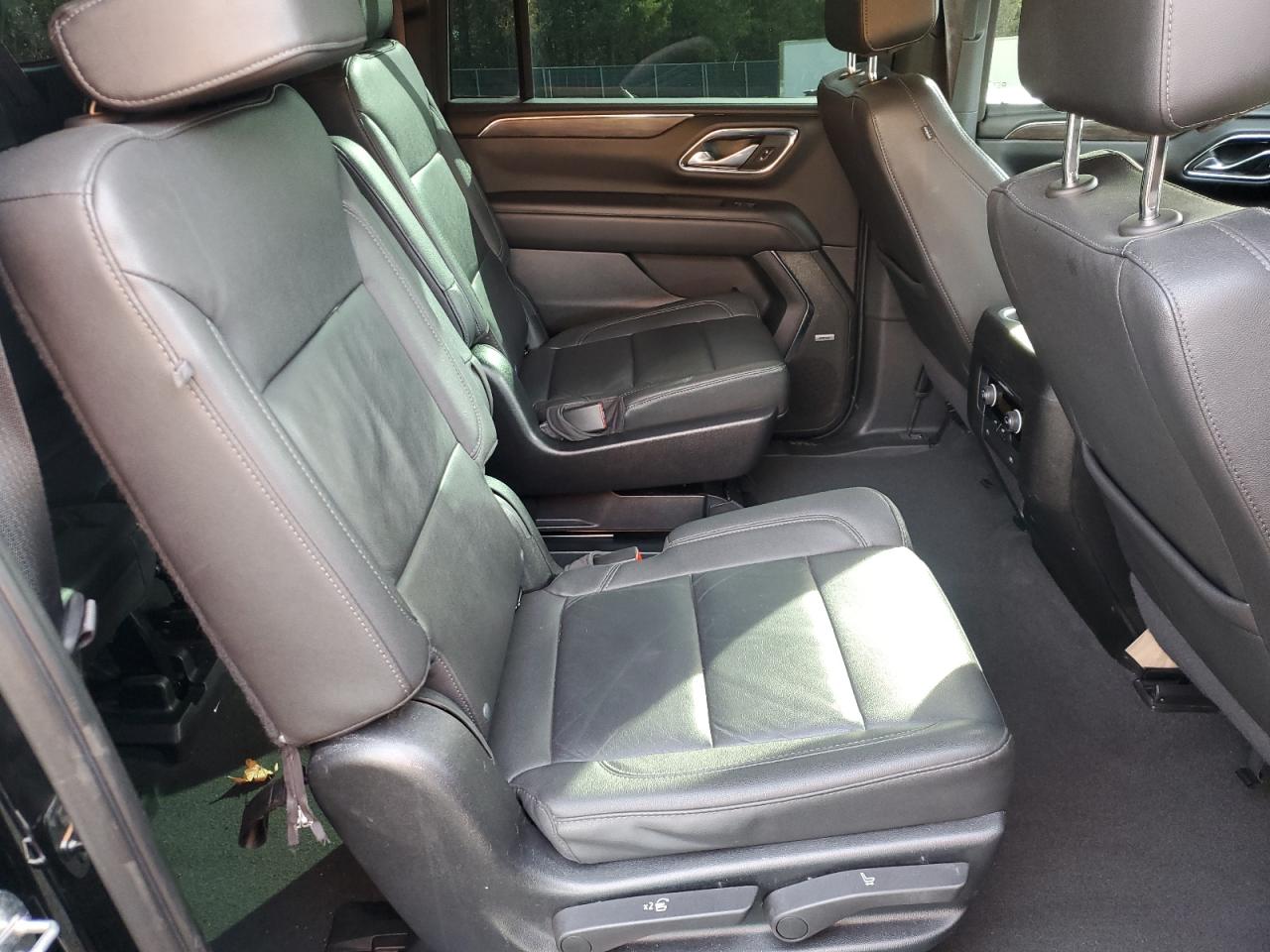 CHEVROLET SUBURBAN C1500 LT