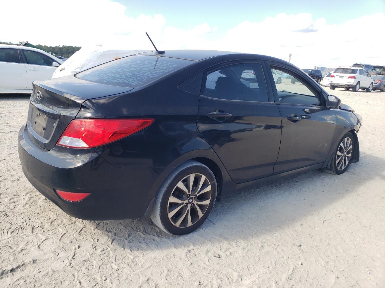 HYUNDAI ACCENT SE