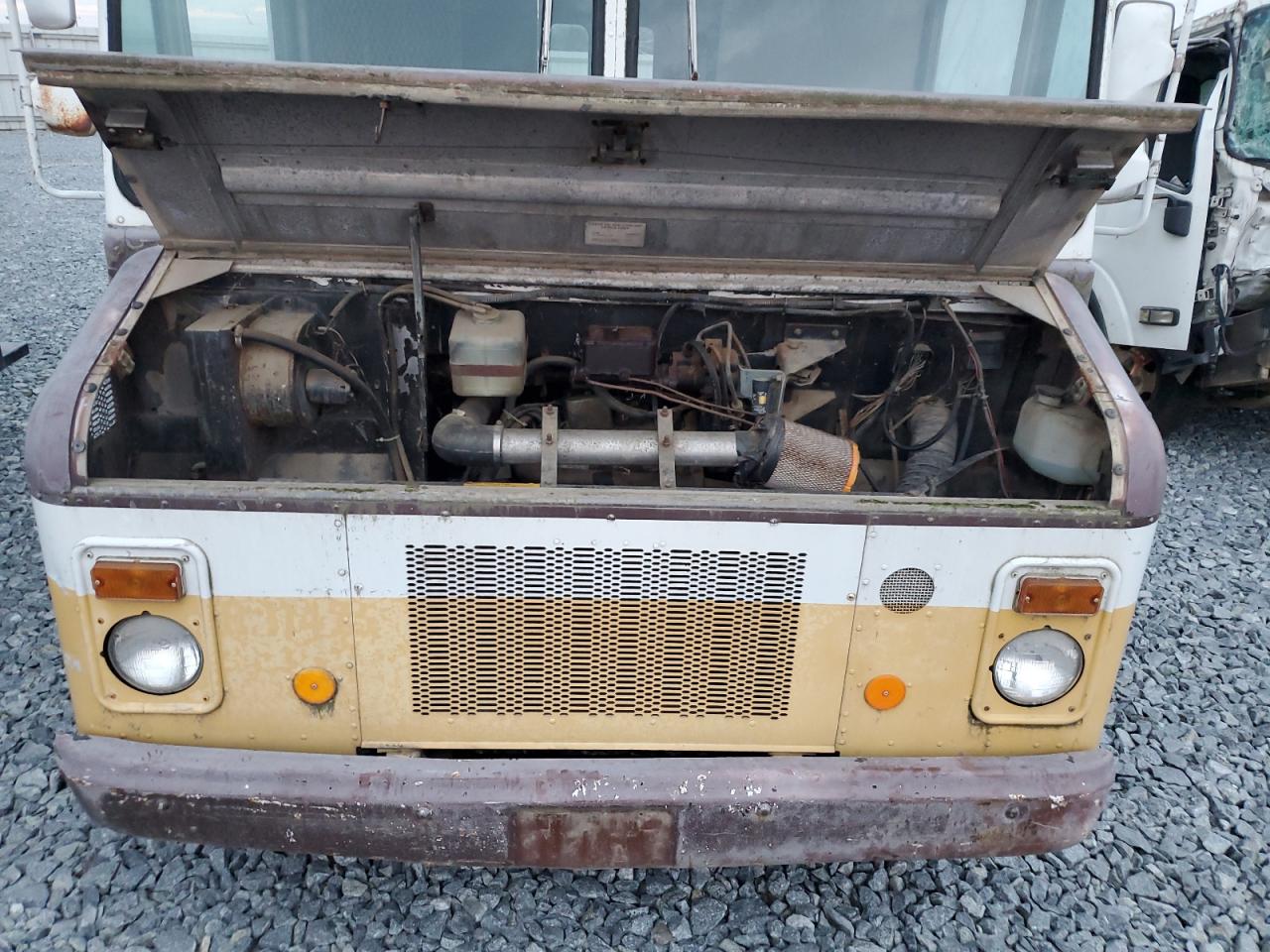 Lot #3317685188 1977 CHEVROLET R/V 2500 S