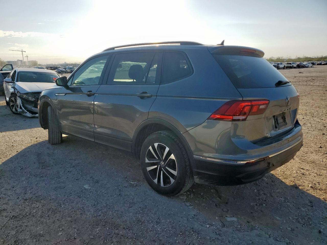 VOLKSWAGEN TIGUAN S