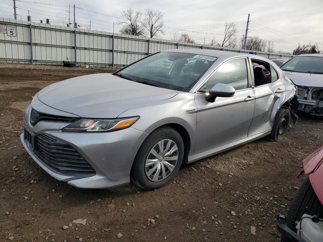 TOYOTA CAMRY LE