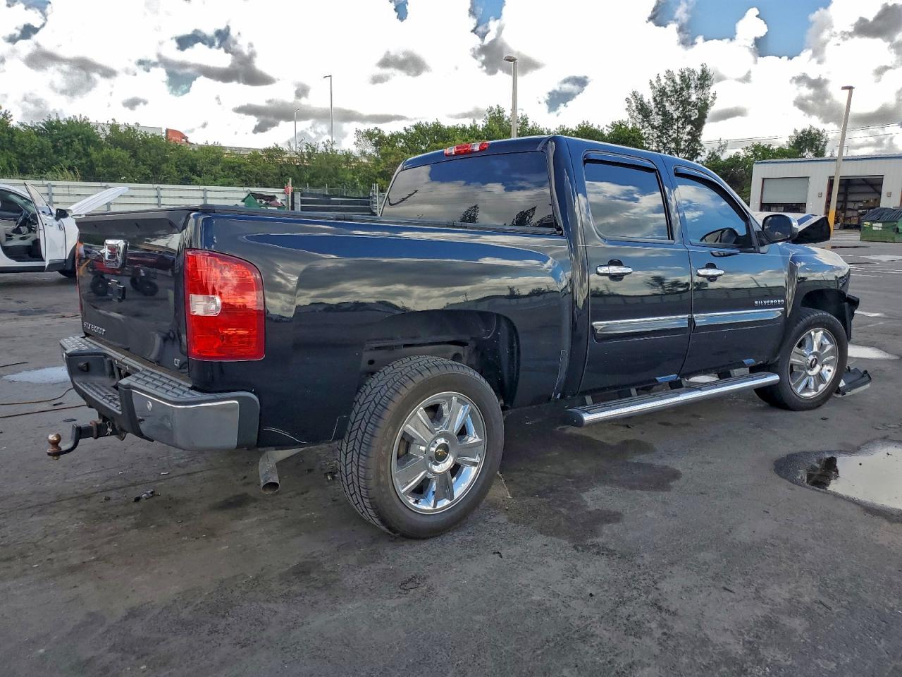 CHEVROLET SILVERADO C1500 LT