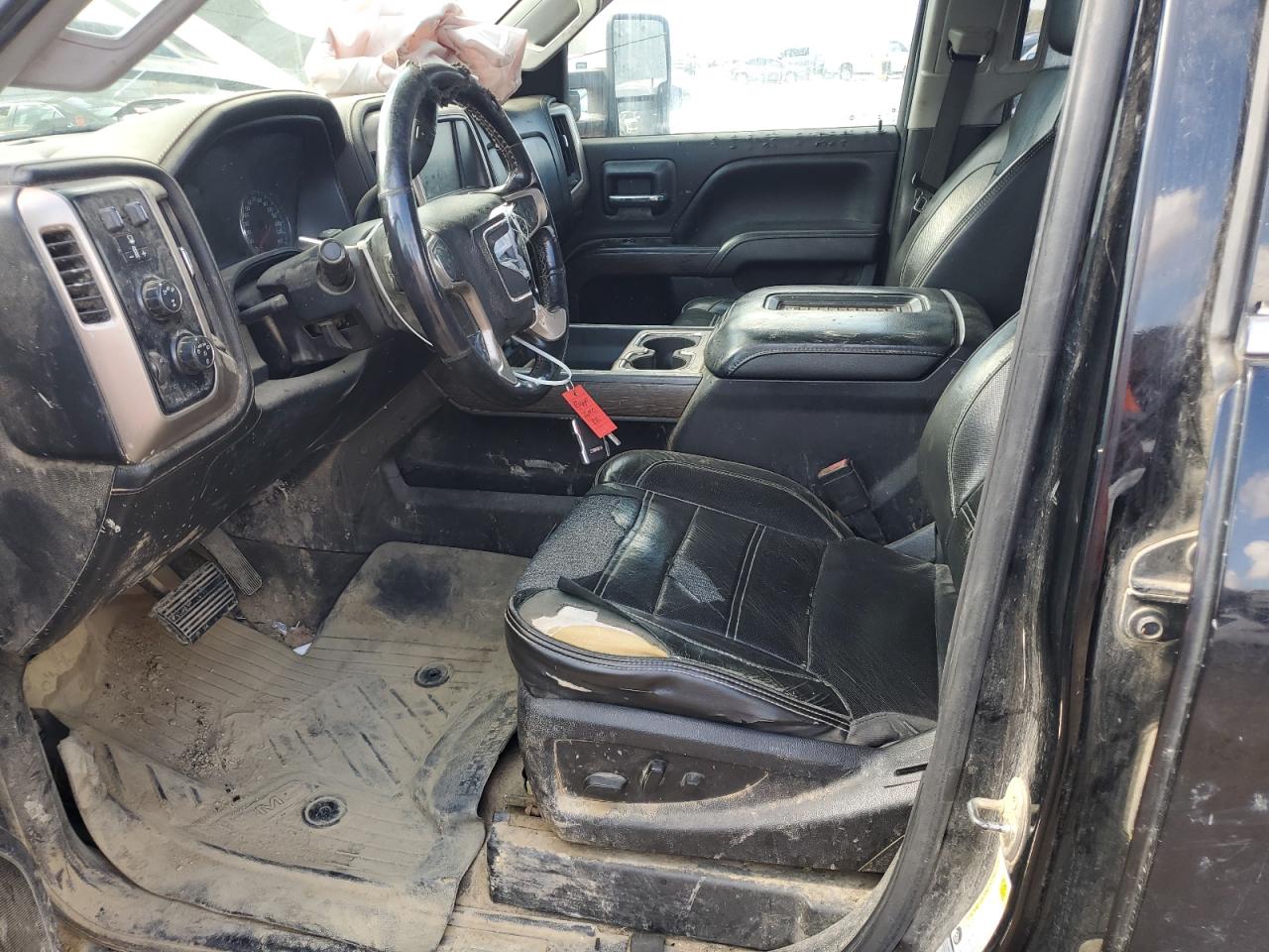 GMC SIERRA K2500 DENALI