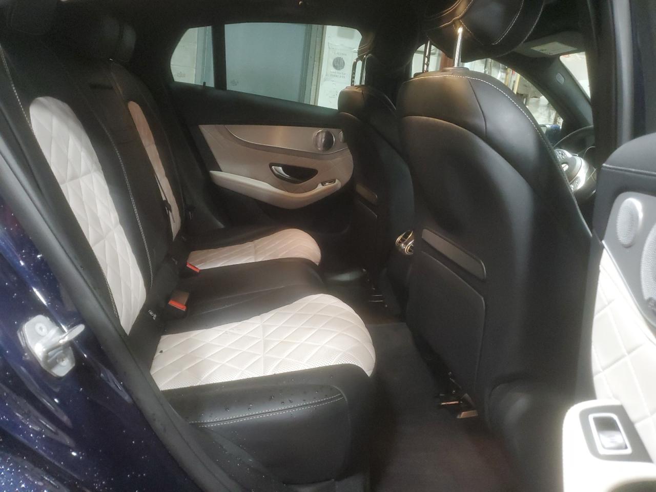 MERCEDES-BENZ GLC-CLASS 300 4MATIC