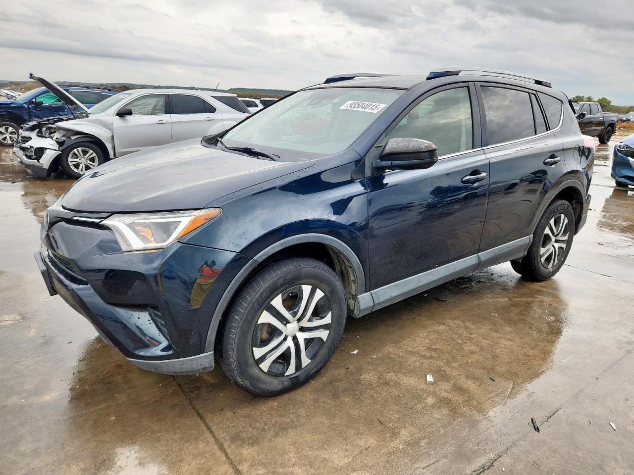 TOYOTA RAV4 LE