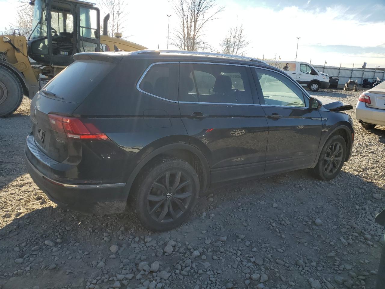VOLKSWAGEN TIGUAN SE