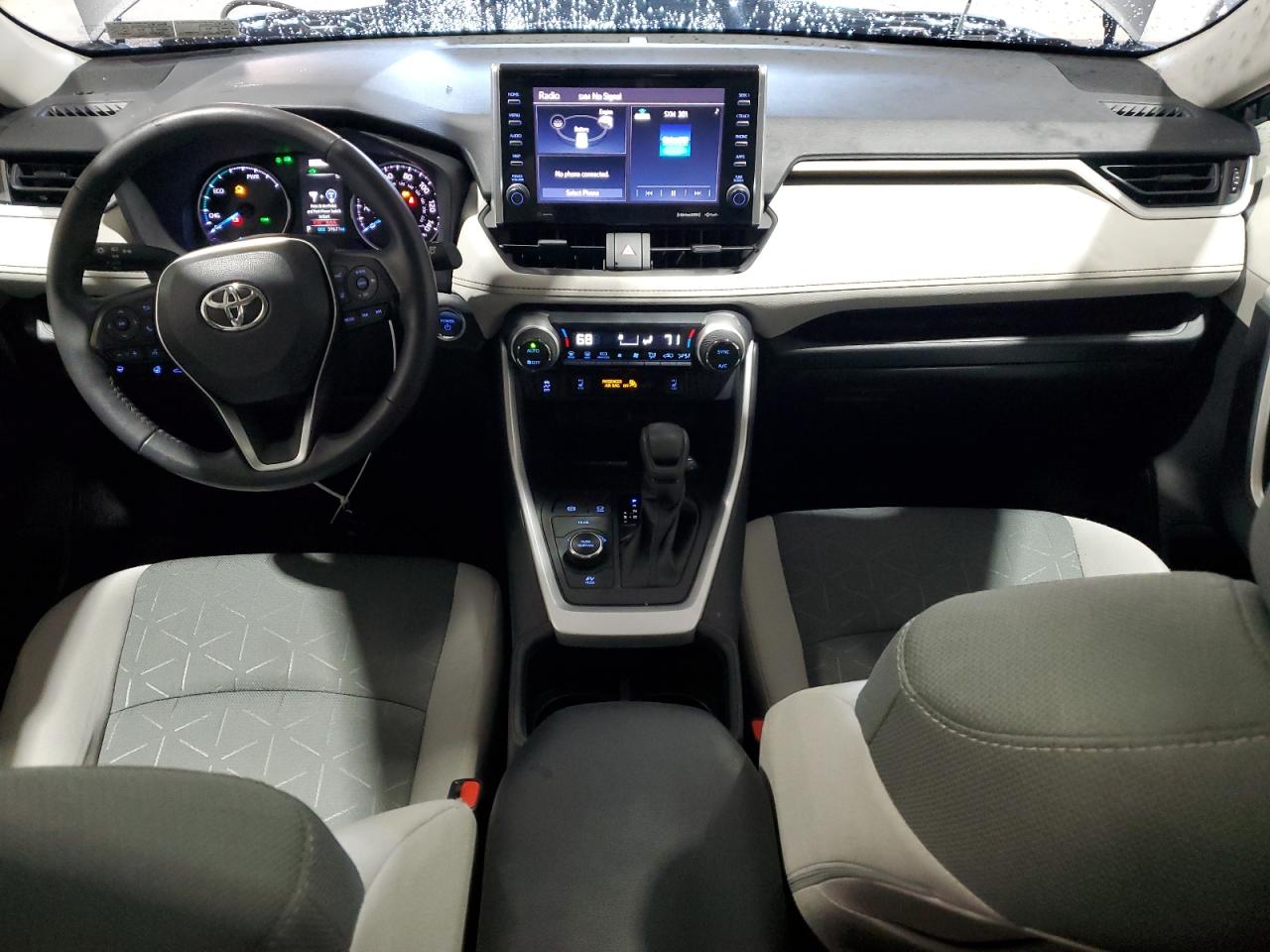 TOYOTA RAV4 XLE