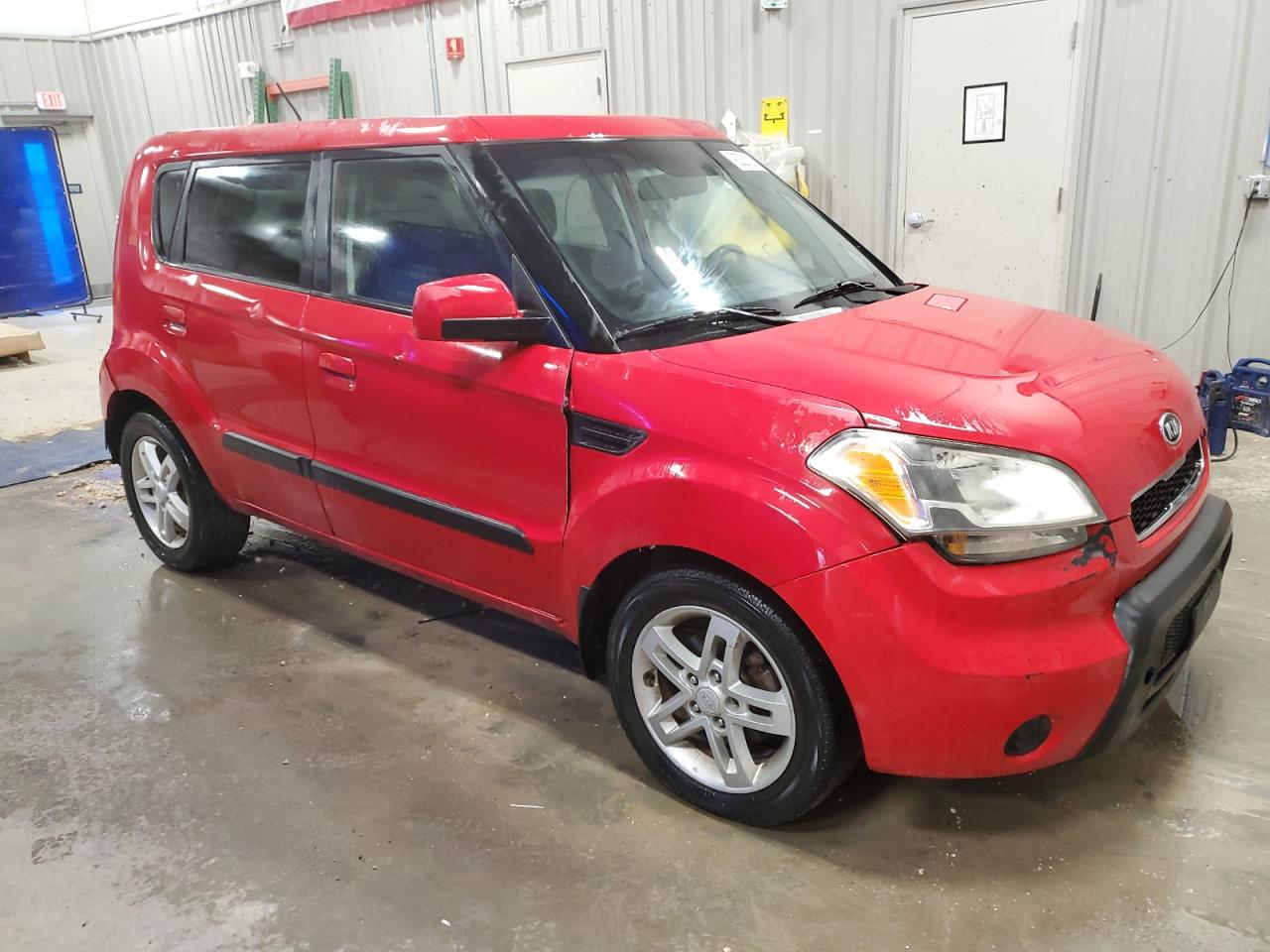 KIA SOUL +