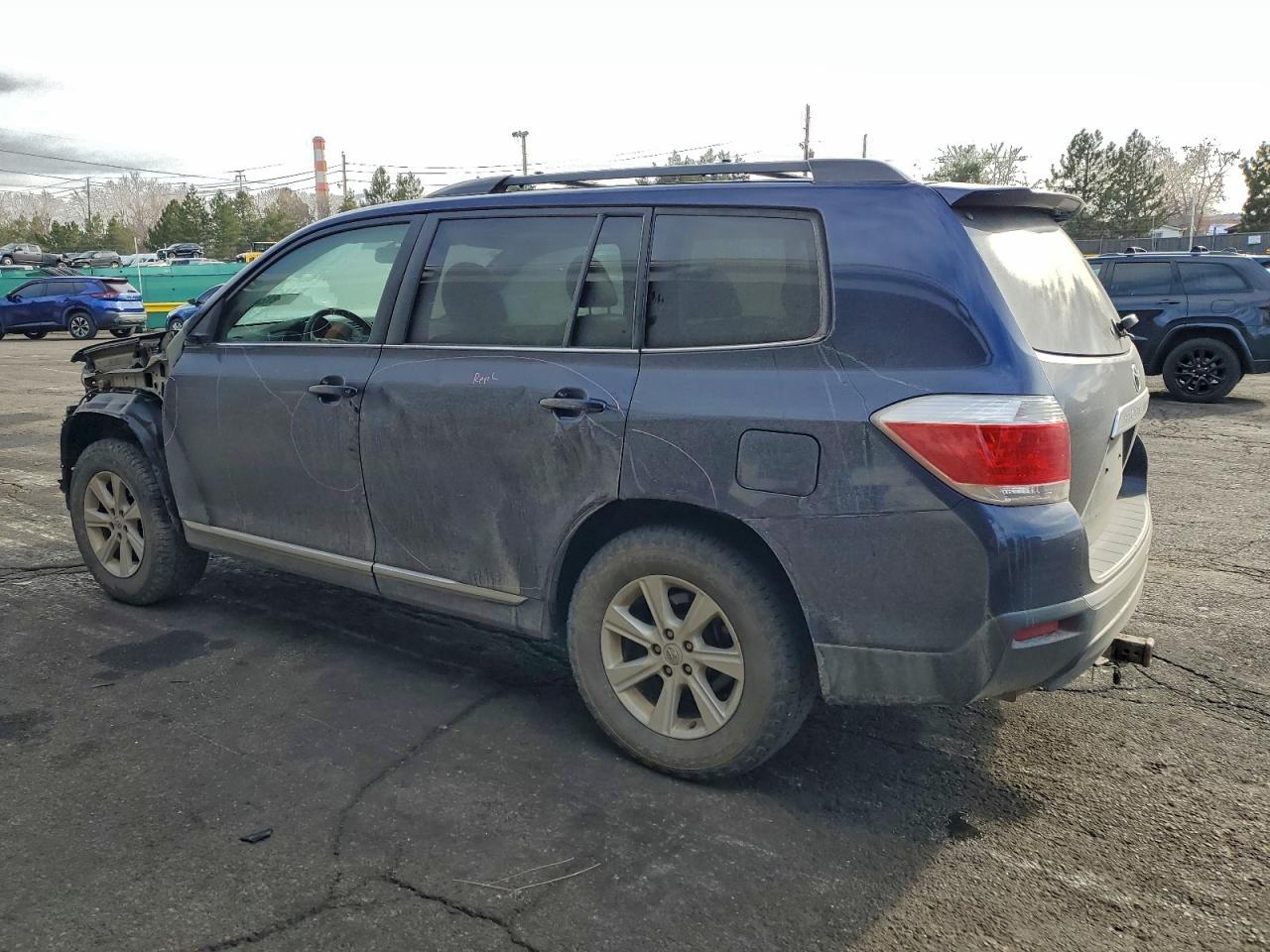 TOYOTA HIGHLANDER BASE