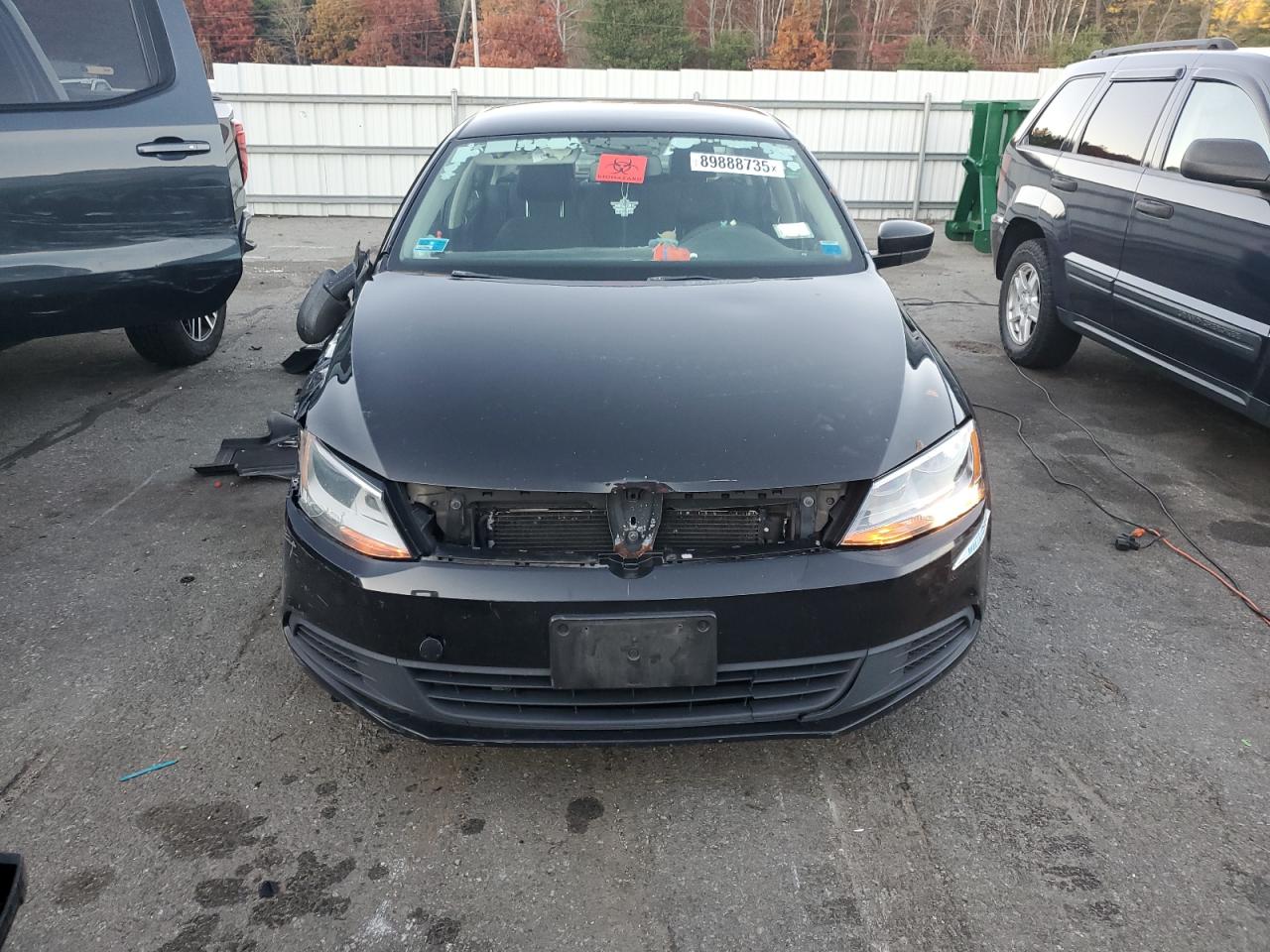 VOLKSWAGEN JETTA BASE