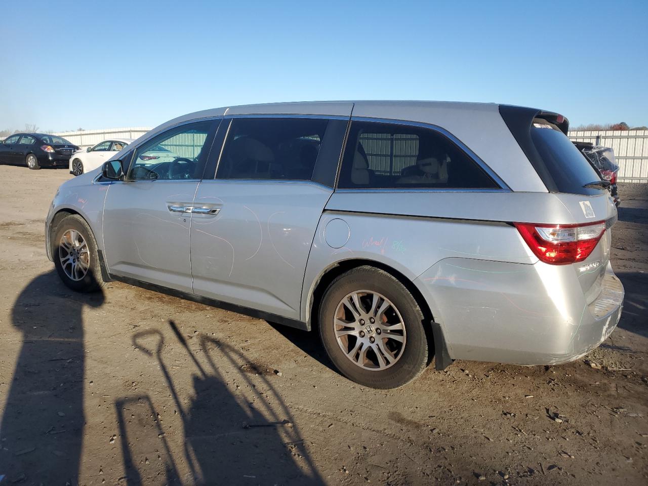 Lot #3302749010 2011 HONDA ODYSSEY EX