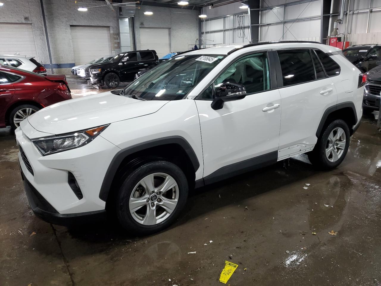 TOYOTA RAV4 XLE