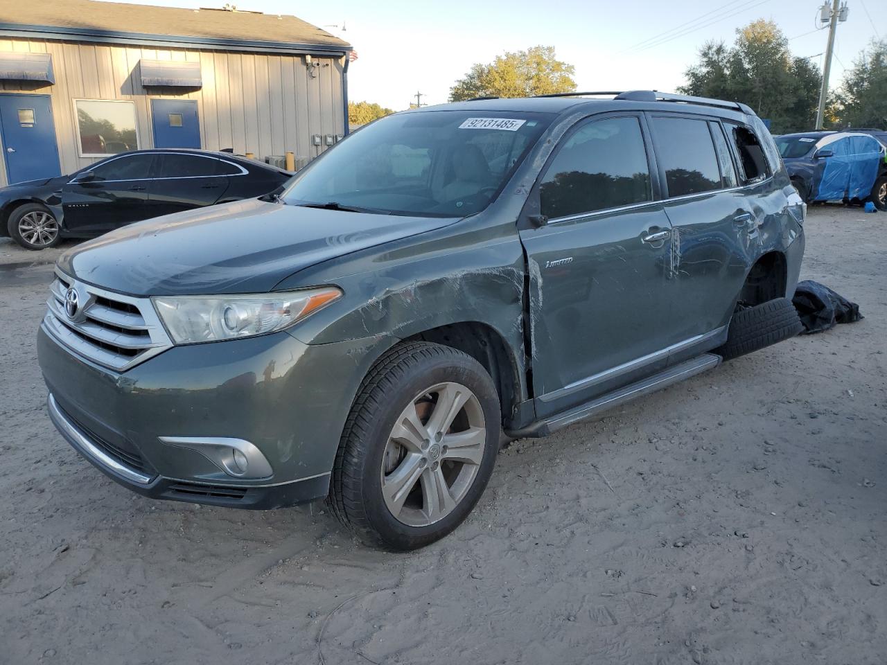 TOYOTA HIGHLANDER LIMITED