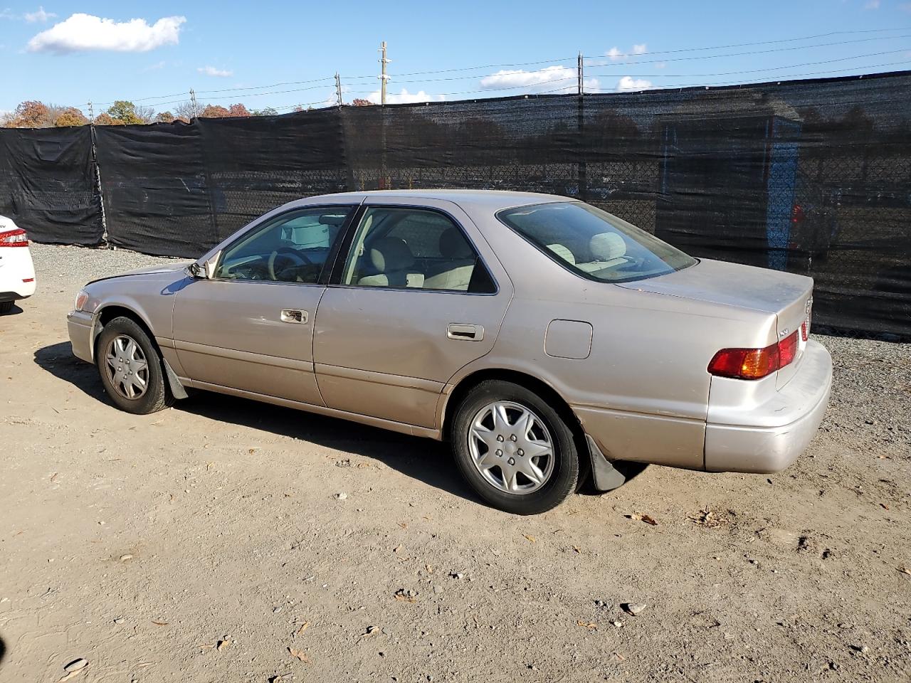 Lot #3303689031 2001 TOYOTA CAMRY CE
