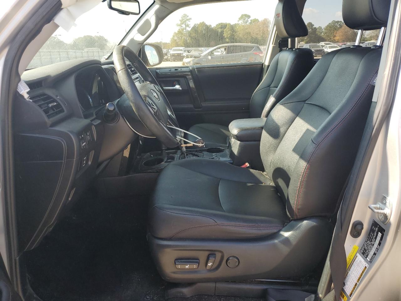 TOYOTA 4RUNNER SR5/SR5 PREMIUM