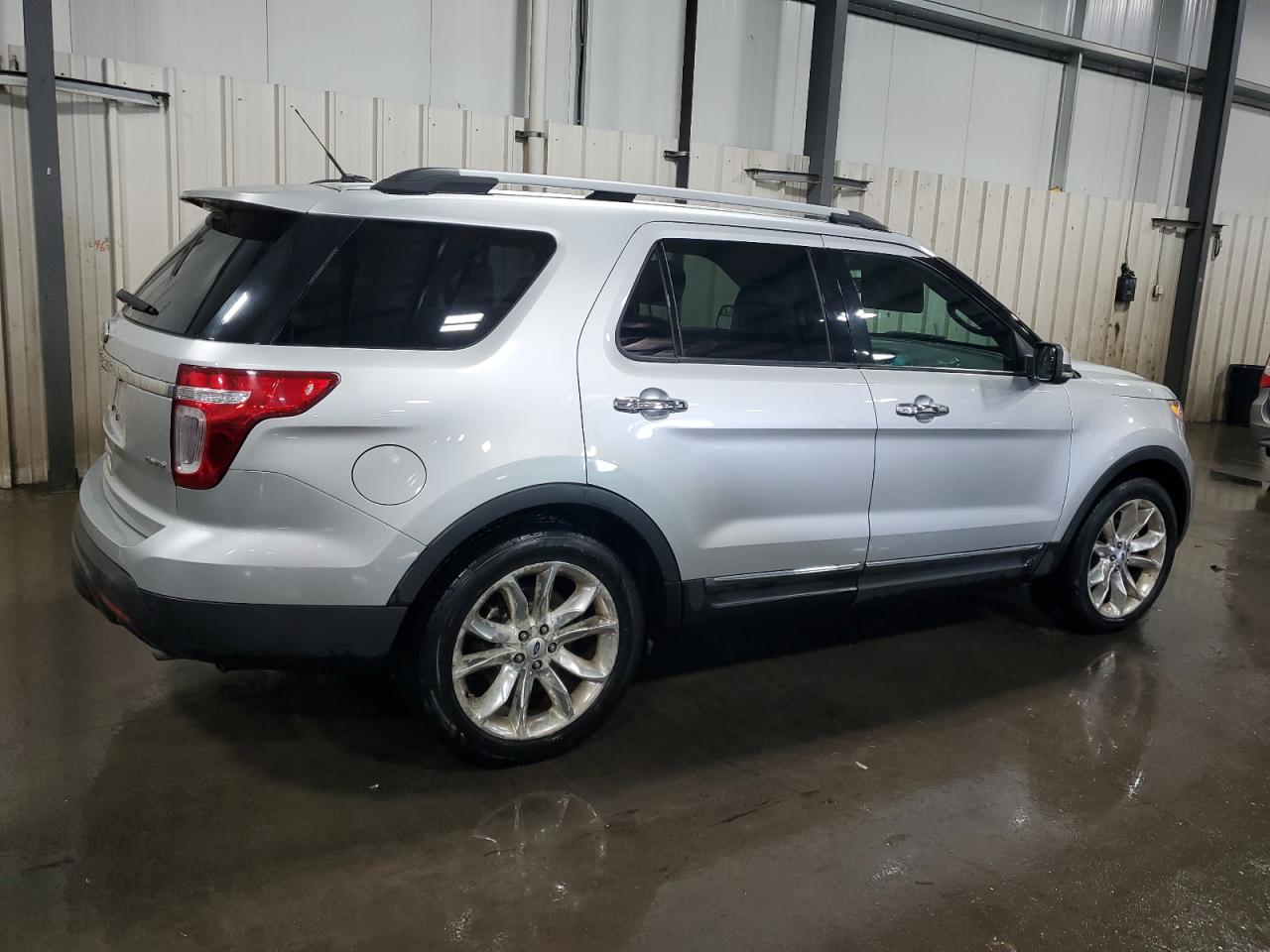 FORD EXPLORER LIMITED