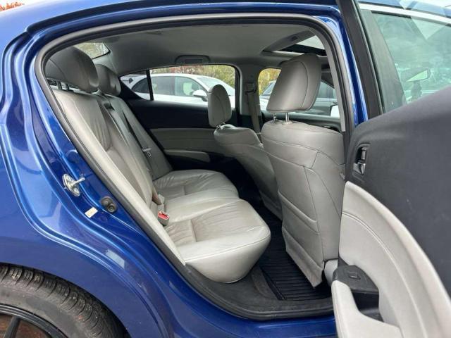 2017 ACURA ILX BASE W 19UDE2F31HA003223