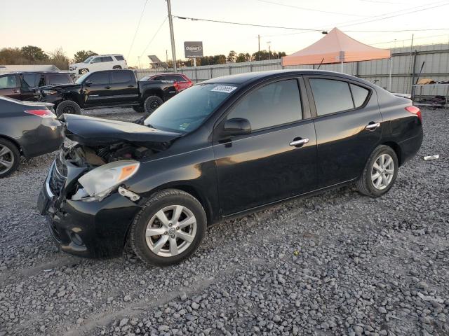 NISSAN VERSA S