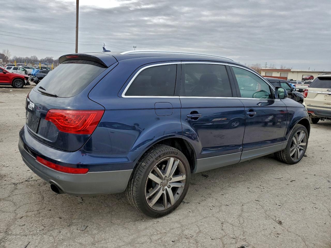 AUDI Q7 PREMIUM PLUS