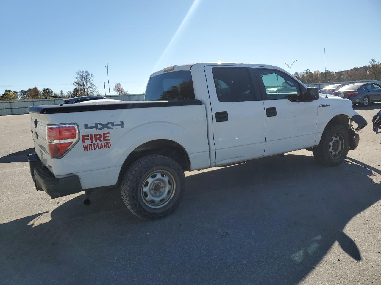 FORD F-150 SUPERCREW