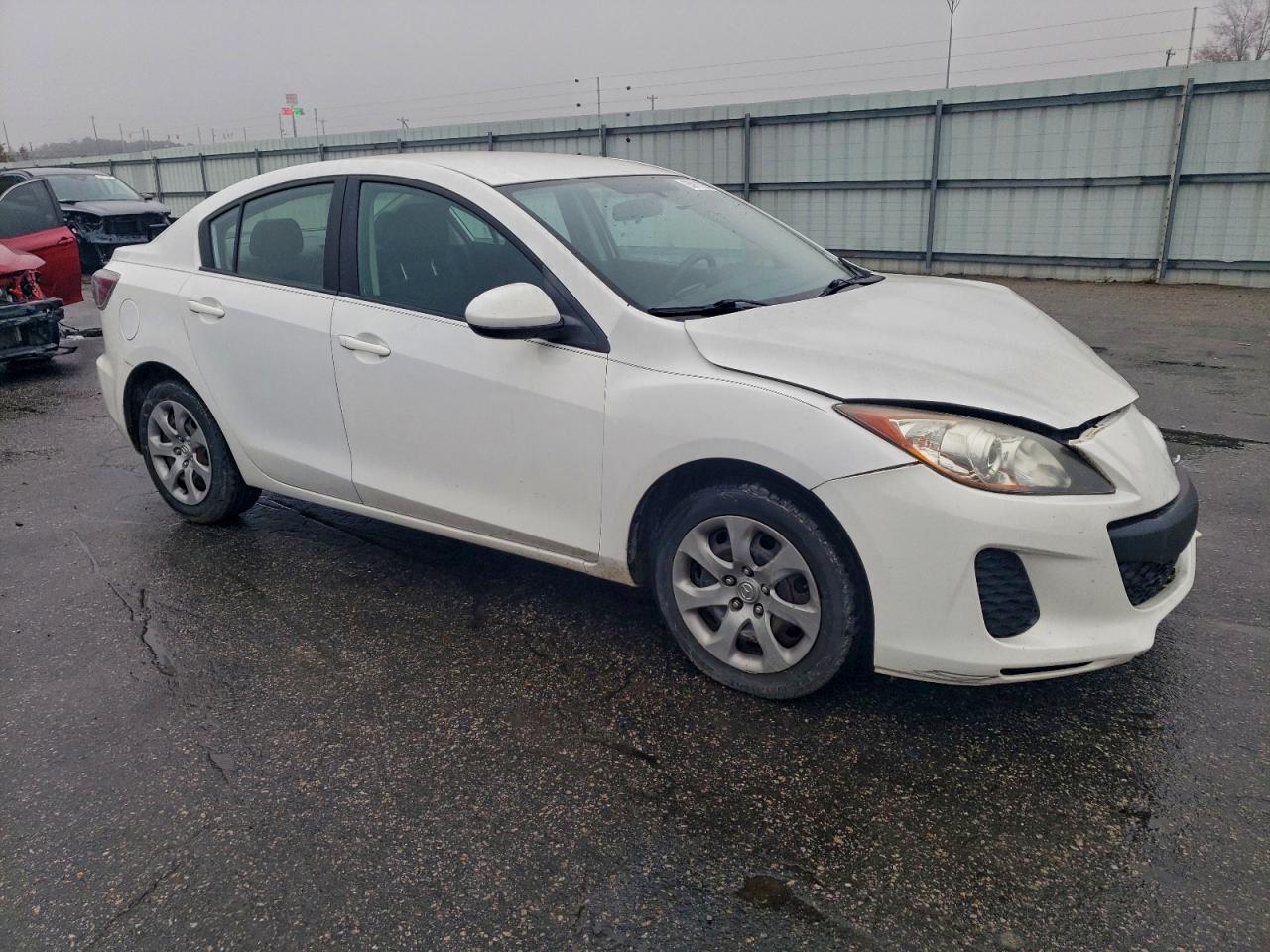 MAZDA 3 I