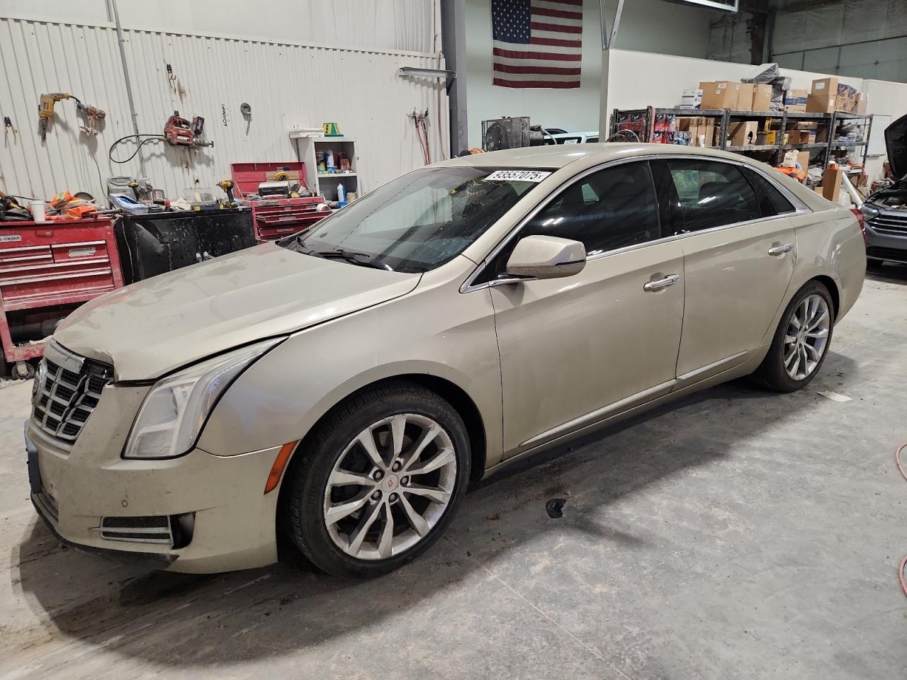 CADILLAC XTS LUXURY COLLECTION